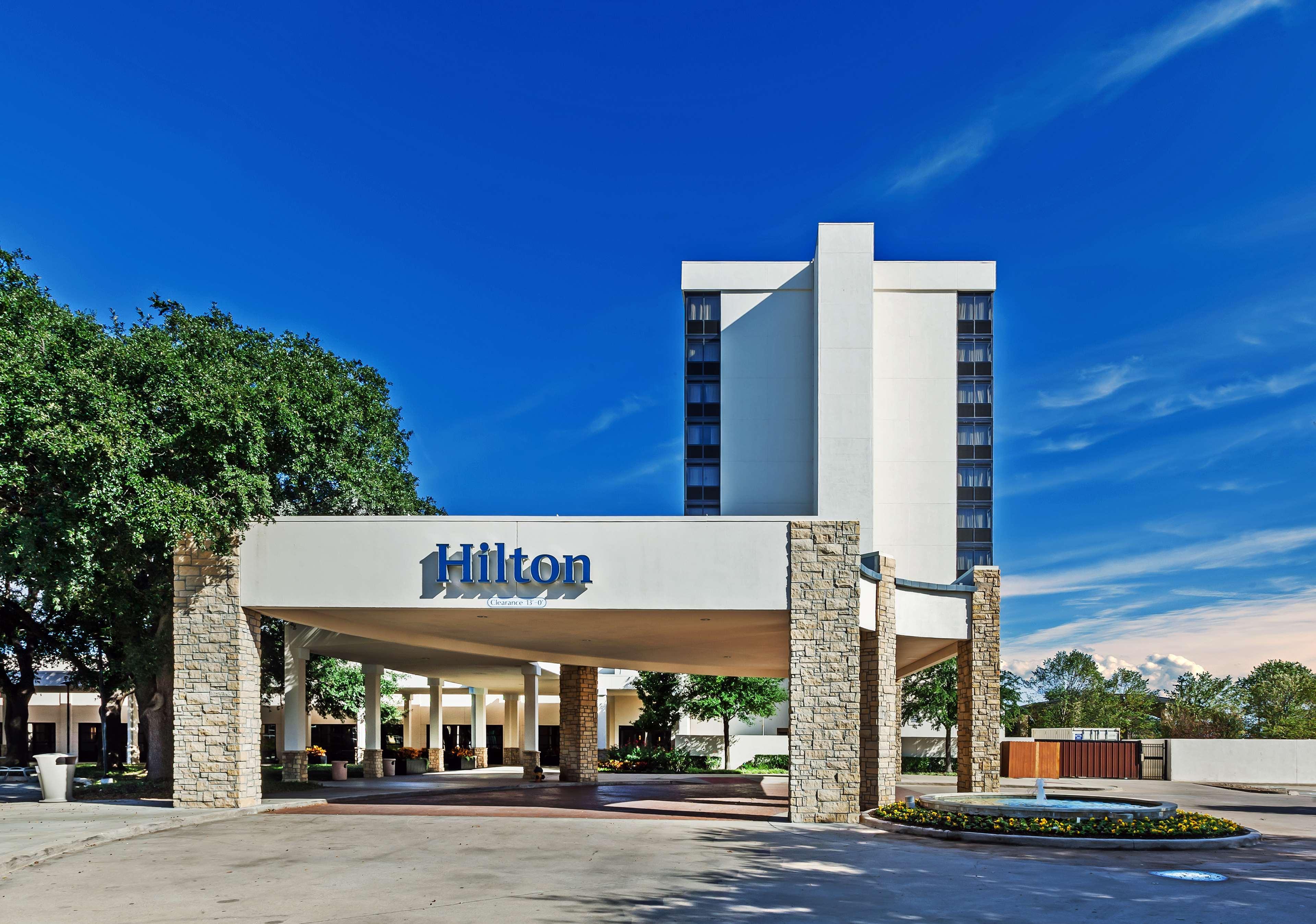 Hilton Waco Hotel Bagian luar foto